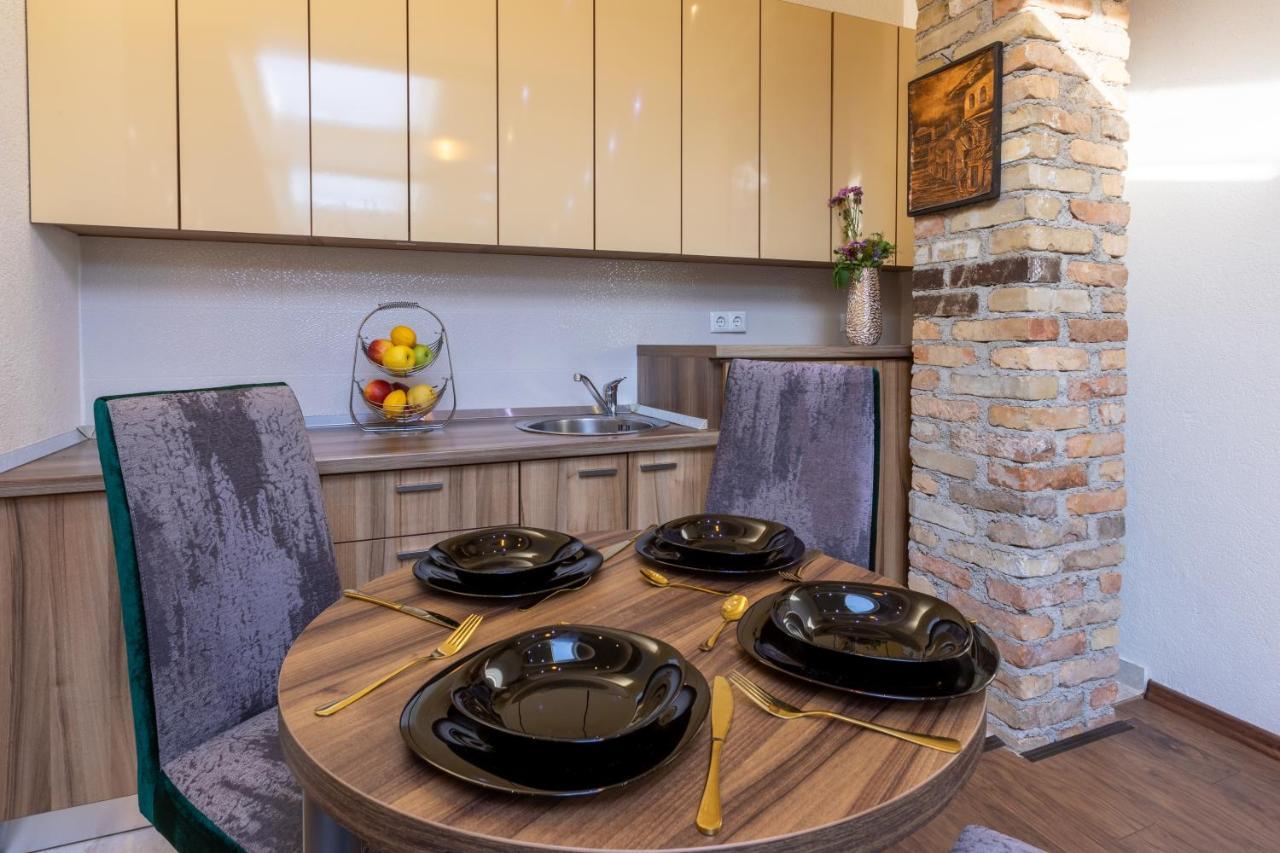 Old City Apartments Сараево Екстериор снимка